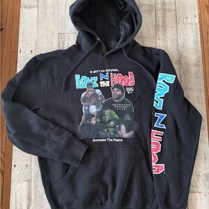 Boyz in the hood Black Graphic Hoodie with Bold Print size small sleeve hit